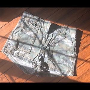 FREE PEOPLE CAMO SHORTS!